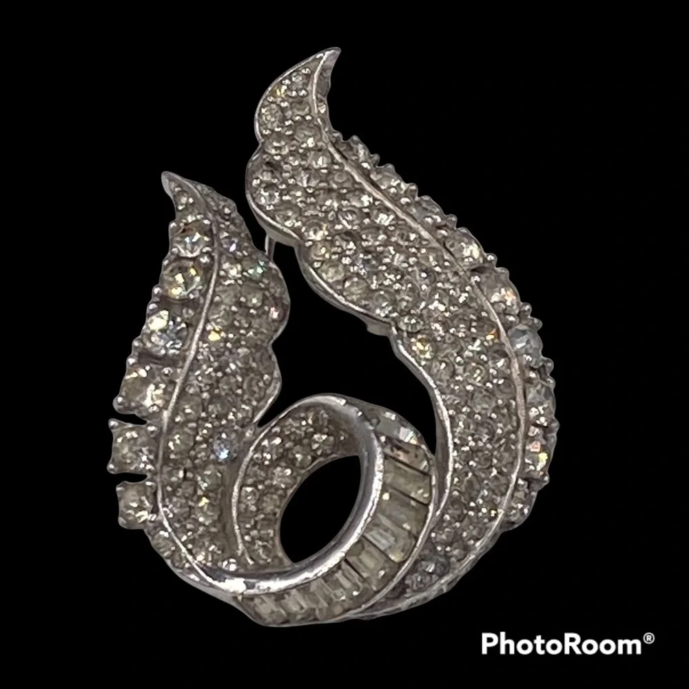 Vintage Jomaz Rhinestone Double Leaf Brooch